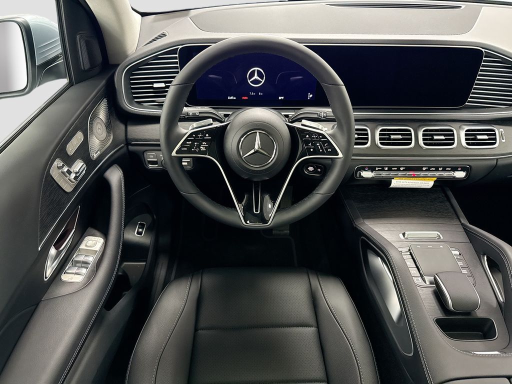 Thumbnail: 2026 Mercedes-Benz GLE - 10