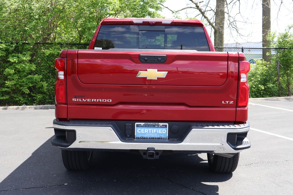 2025 Chevrolet Silverado 1500 LTZ 8