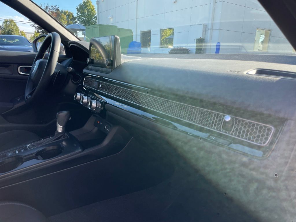 Thumbnail: 2022 Honda Civic - 32