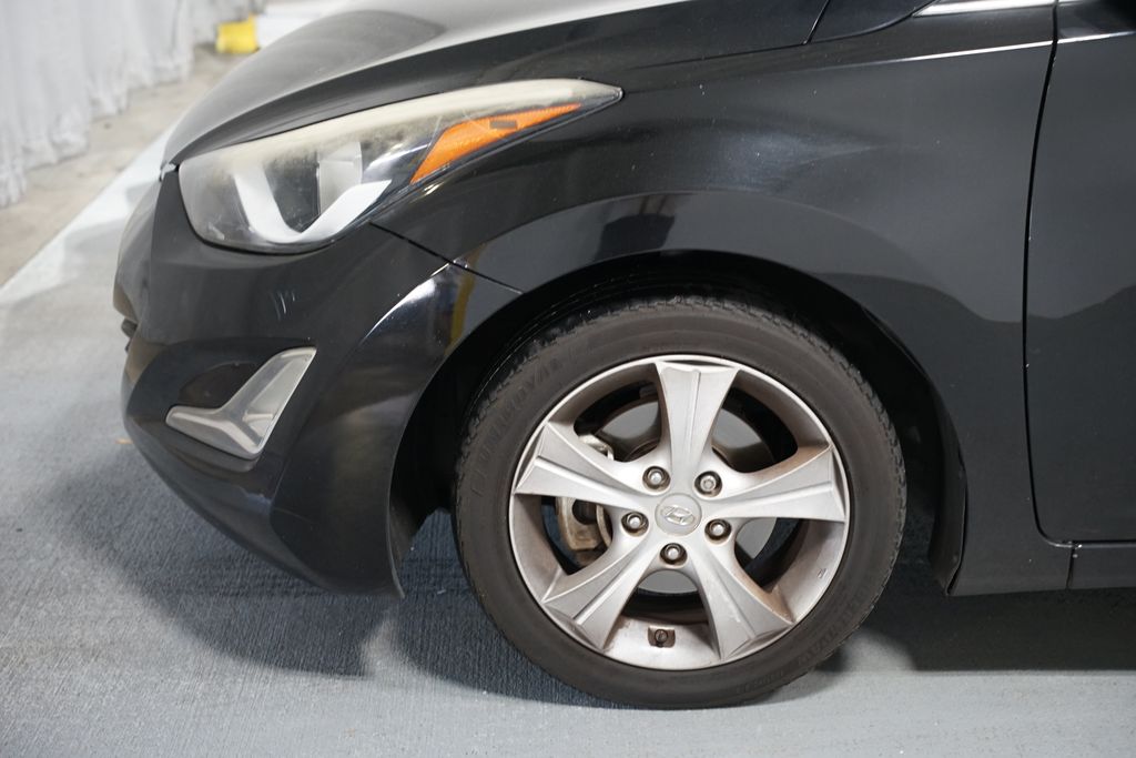 Thumbnail: 2016 Hyundai Elantra - 5