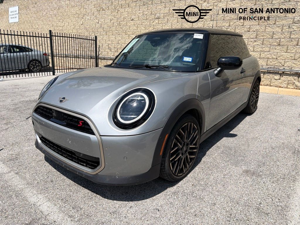 2025 MINI Cooper S Signature Trim 2-door Hatchback
