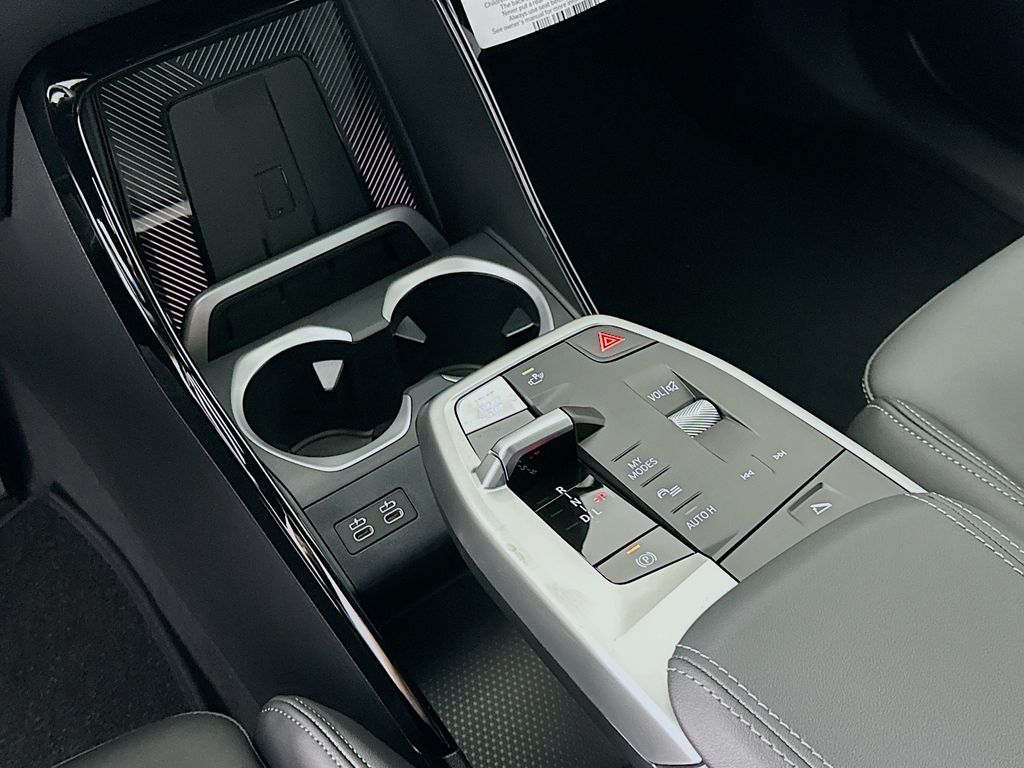 Thumbnail: 2026 BMW X1 - 15