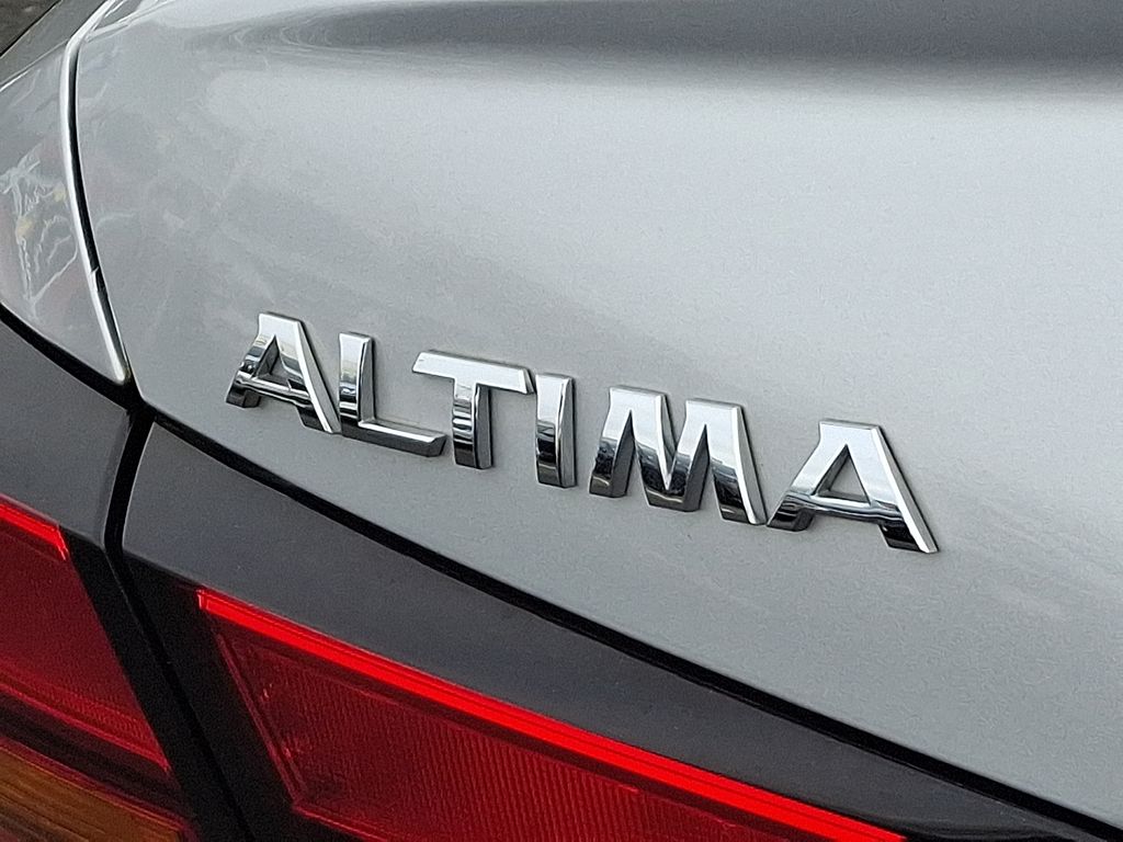 Thumbnail: 2020 Nissan Altima - 31