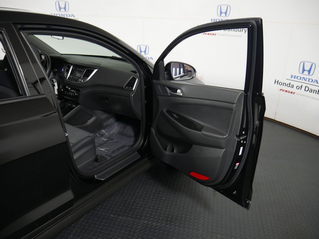 Thumbnail: 2018 Hyundai Tucson - 7