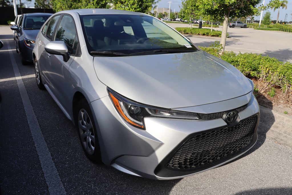 2022 Toyota Corolla LE 5