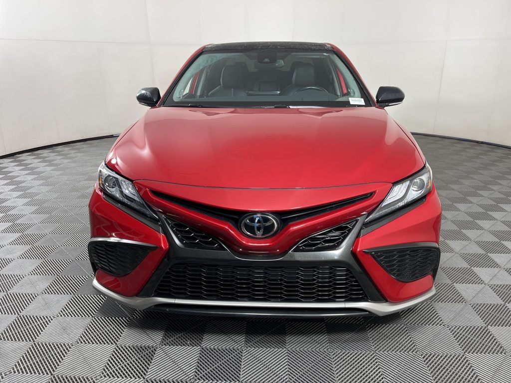 Thumbnail: 2021 Toyota Camry - 16
