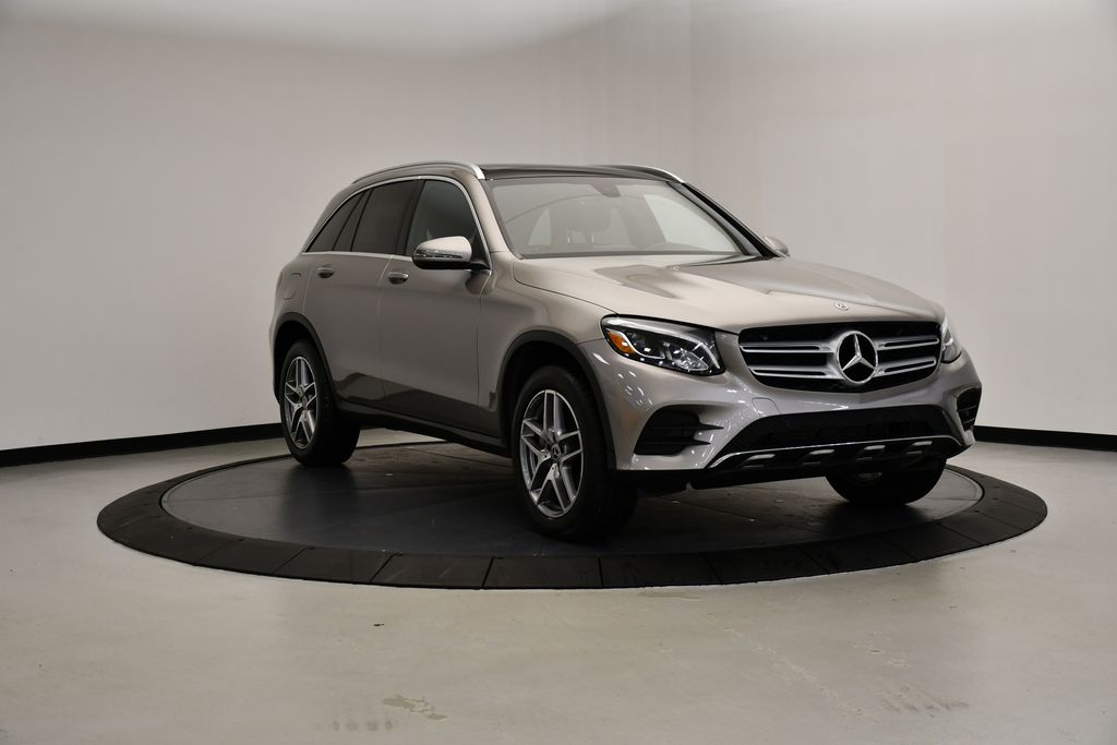 2019 Mercedes-Benz GLC 300 7