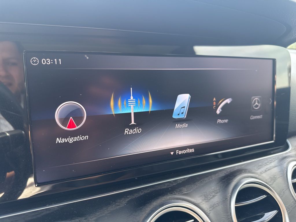 2018 Mercedes-Benz E-Class E 300 photo
