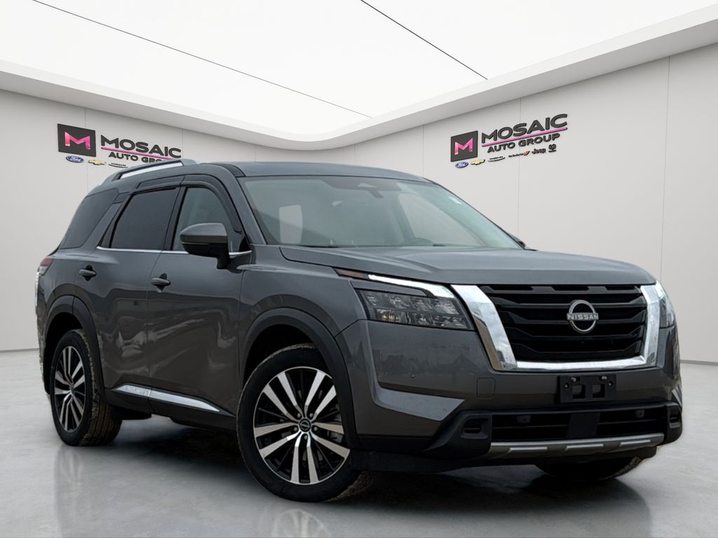 Used 2025 Nissan Pathfinder Platinum SUVs