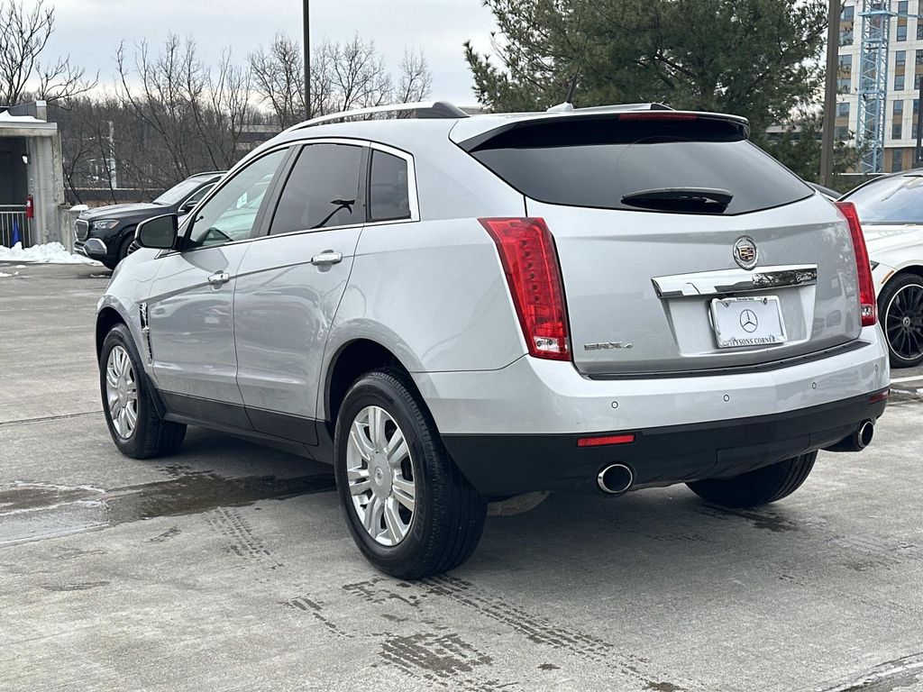 Thumbnail: 2010 Cadillac SRX - 13