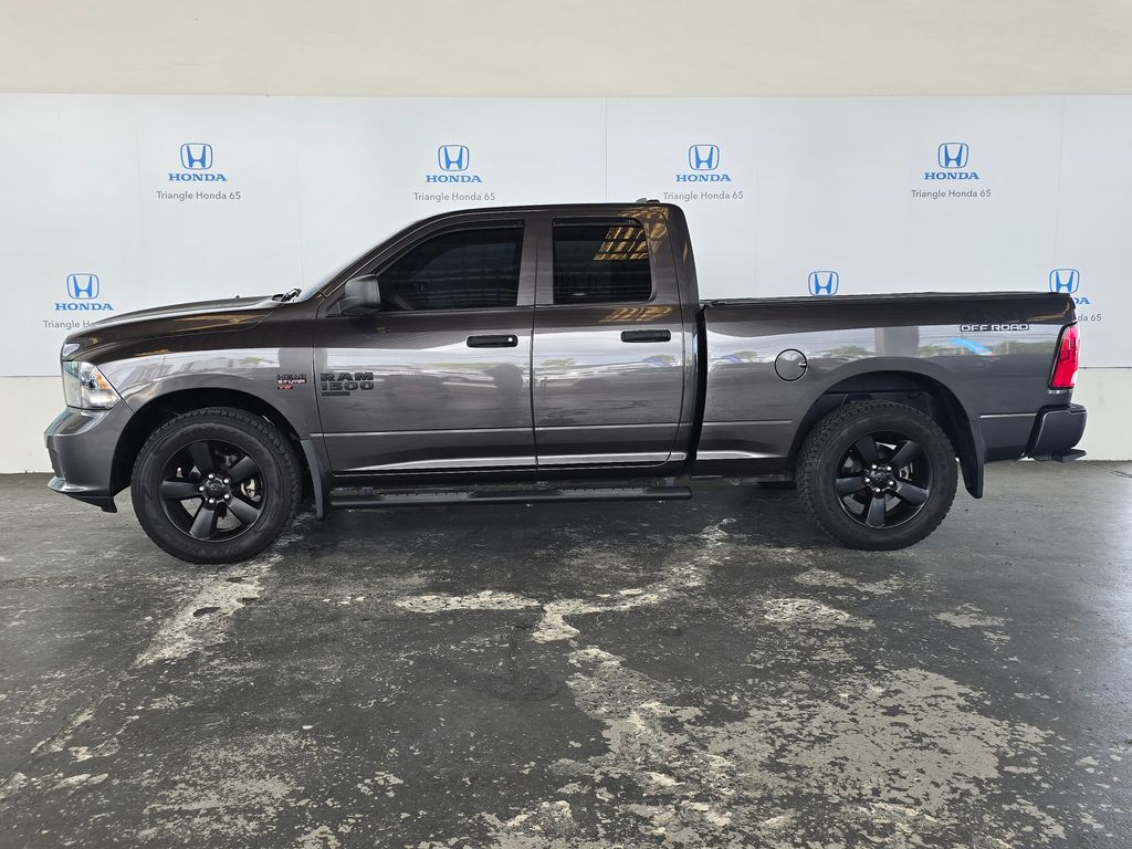 Thumbnail: 2022 RAM 1500 Classic - 3