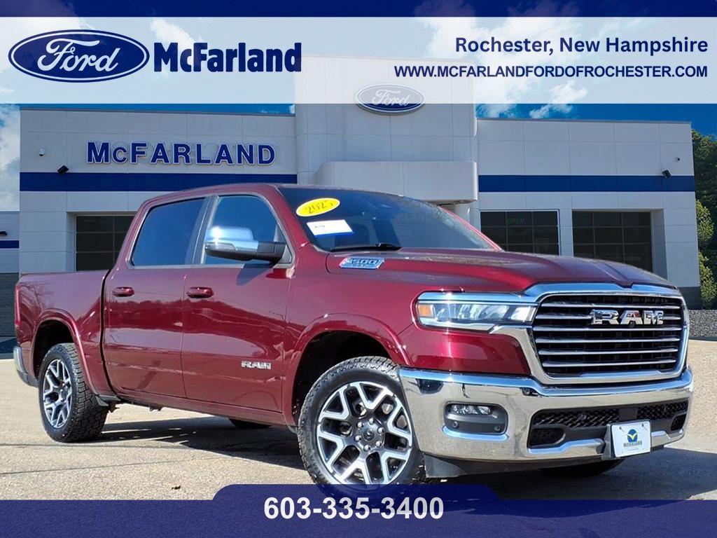 2025 RAM 1500 Laramie Crew Cab 4WD