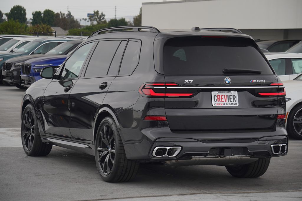 2025 BMW X7 M60i 7