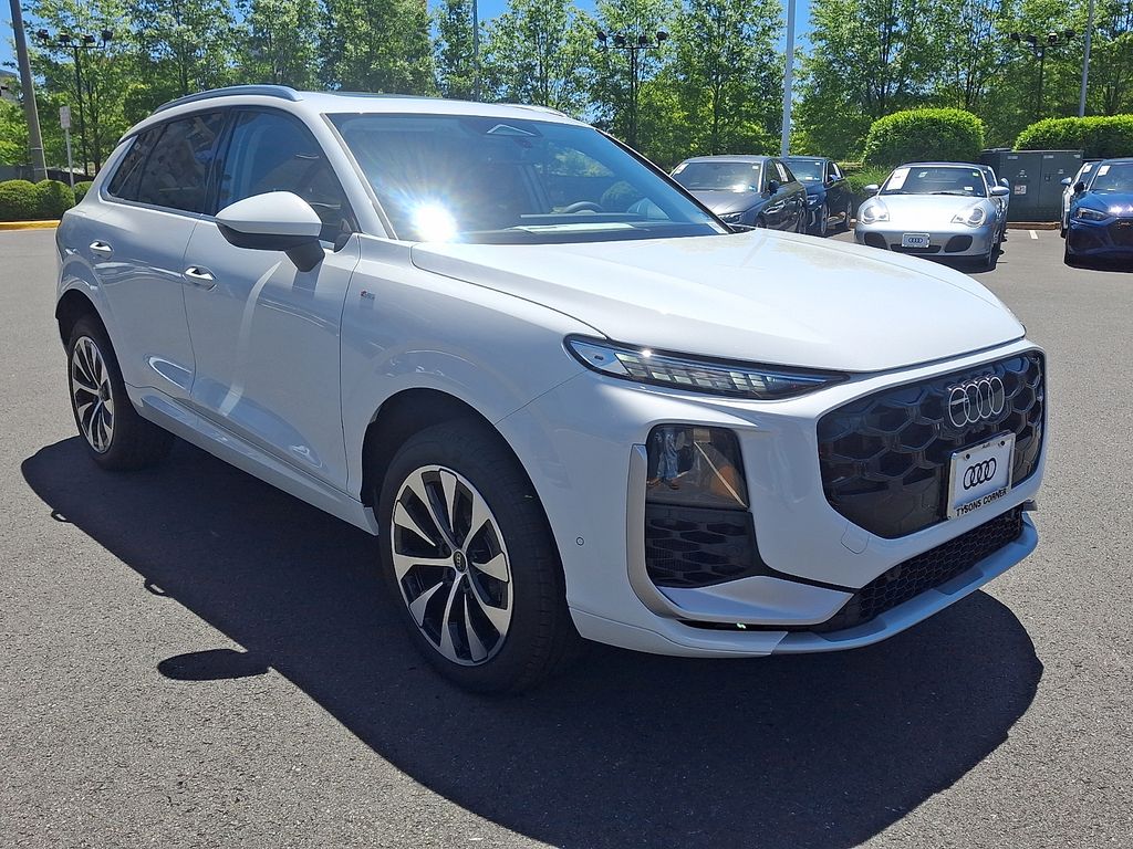 Thumbnail: 2026 Audi Q3 - 2