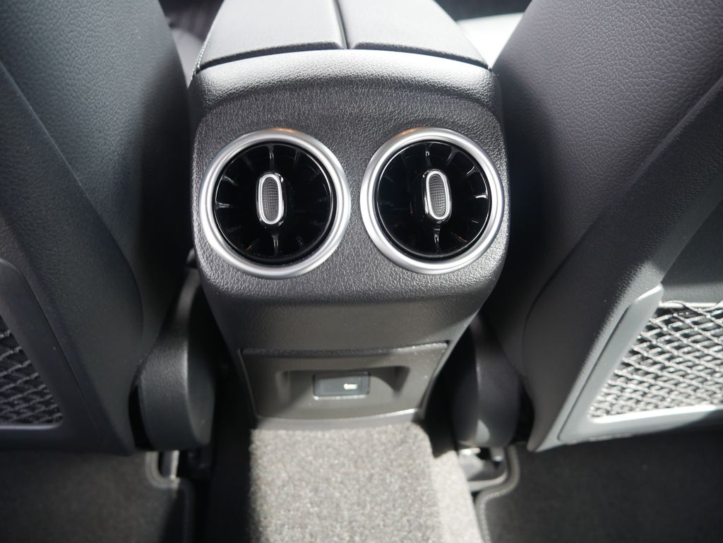 Thumbnail: 2022 Mercedes-Benz A-Class - 31