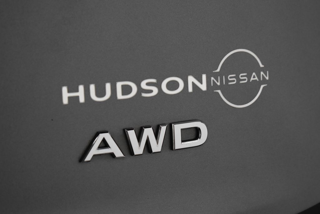 Thumbnail: 2023 Nissan Rogue - 9
