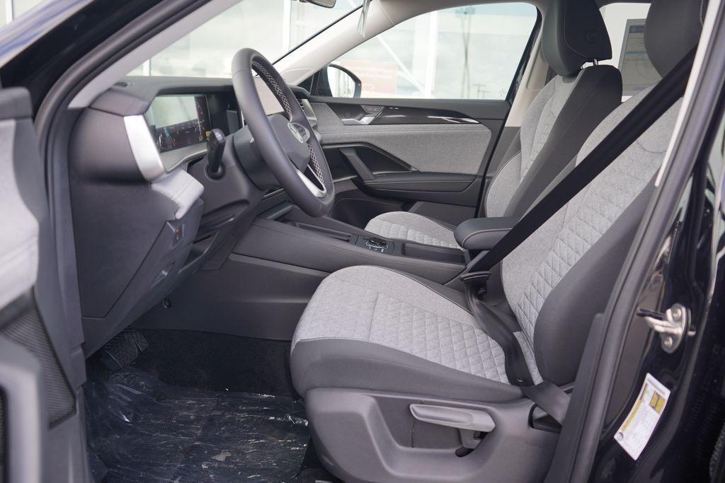 Thumbnail: 2026 Volkswagen Tiguan - 6