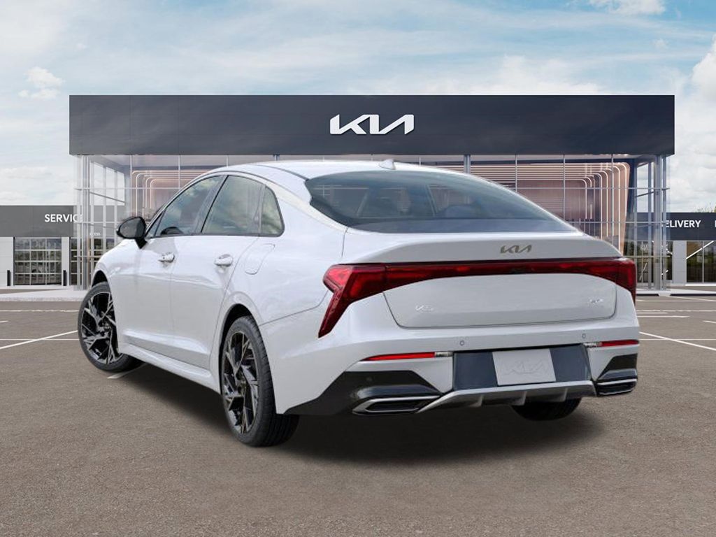 New 2026 Snow White Pearl Kia GT-Line image 4