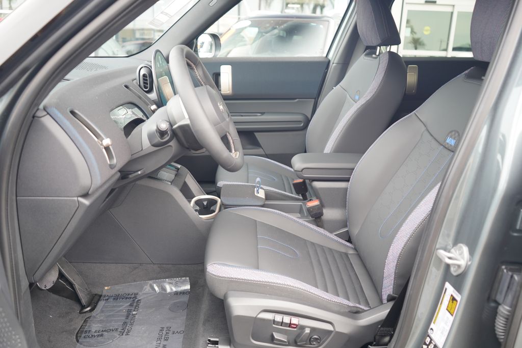 Thumbnail: 2026 MINI Cooper Countryman - 6