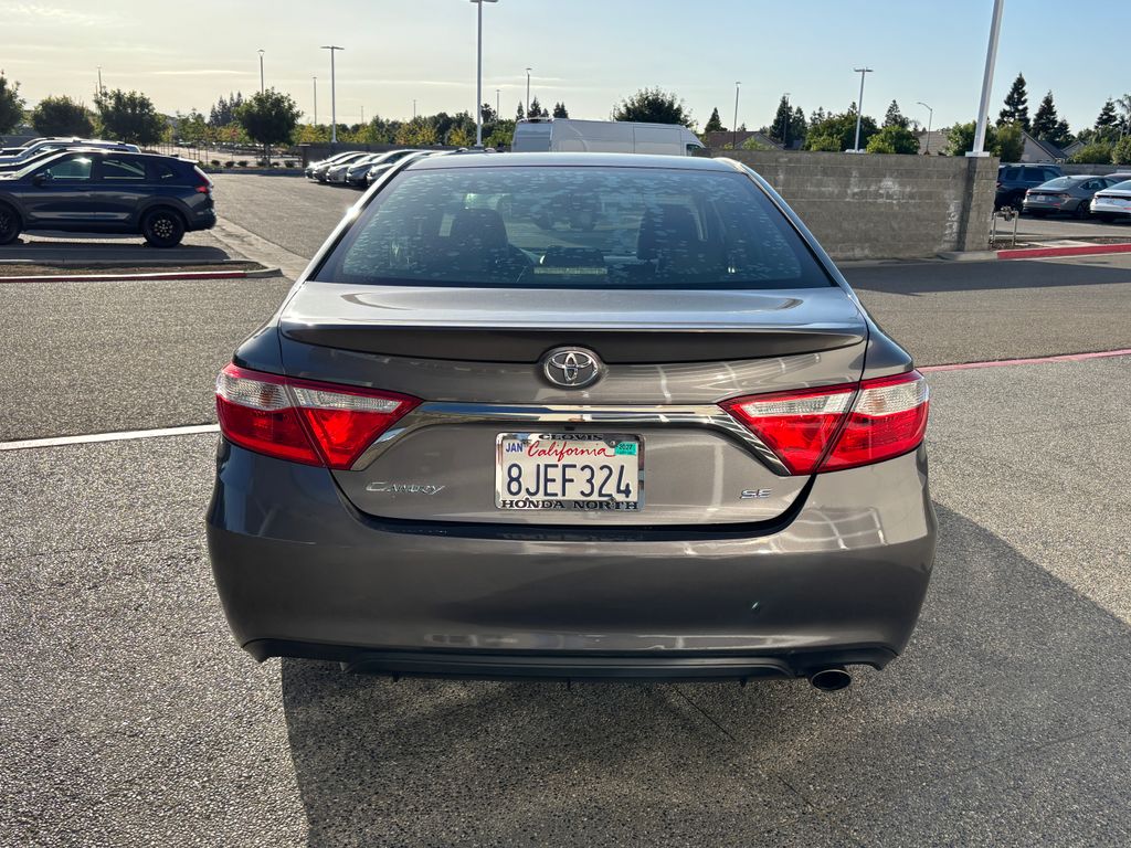 Thumbnail: 2016 Toyota Camry - 6