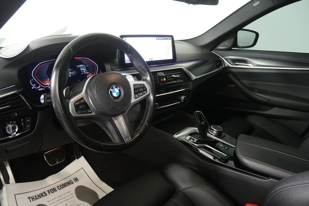 Thumbnail: 2023 BMW 5 Series - 12