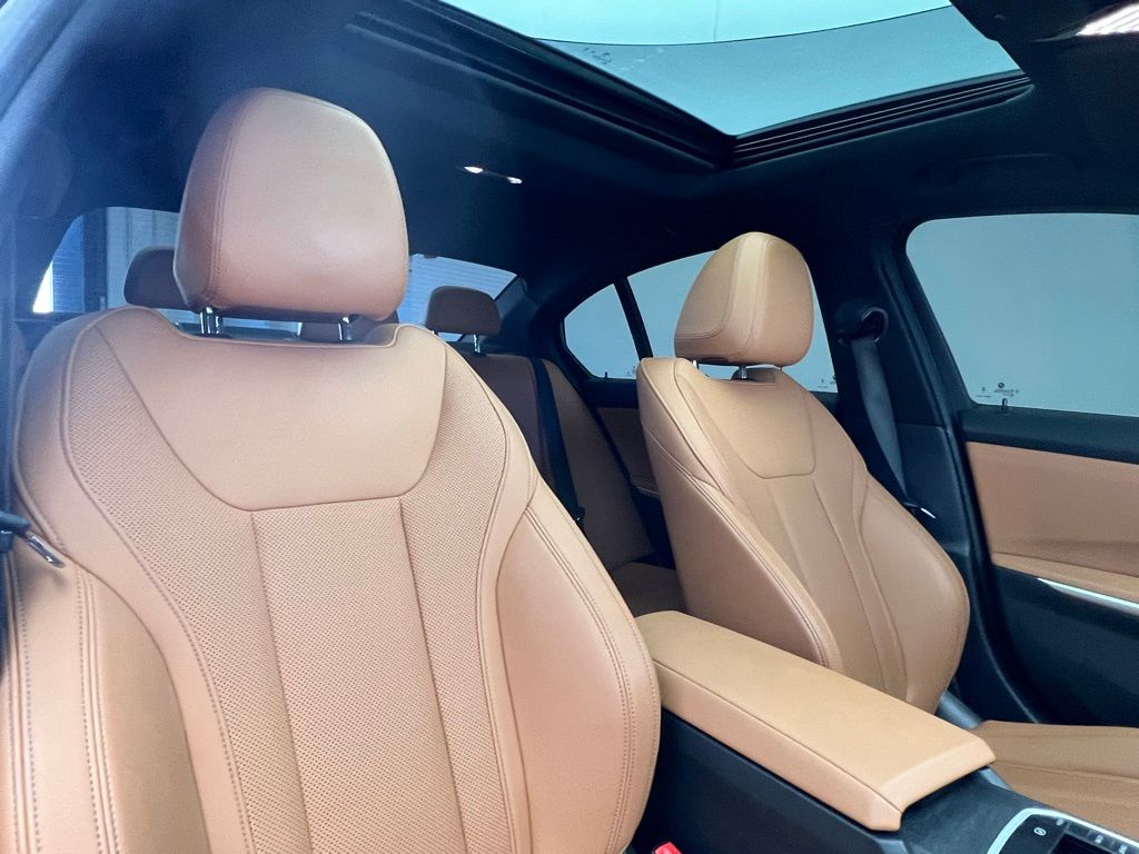 Thumbnail: 2023 BMW 3 Series - 7