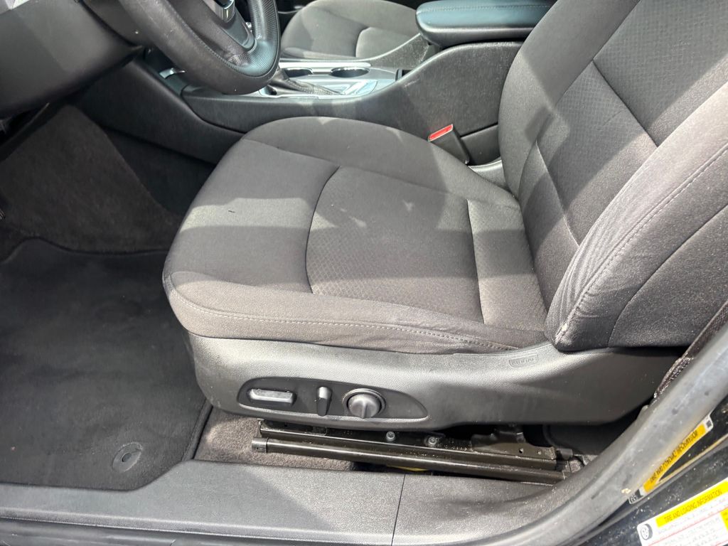 Used Car 2020 Chevrolet Malibu  Lt For Sale Under $20,000 In Austin, Texas