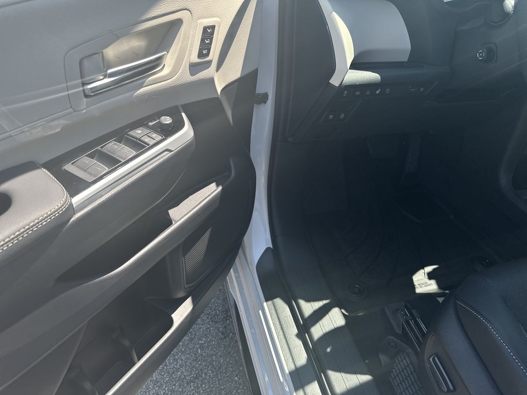 New 2026 Toyota Sienna Van