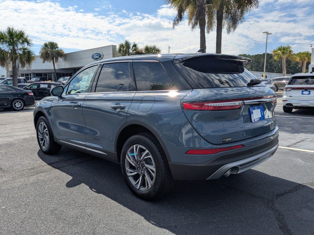2025 Lincoln Corsair Premiere