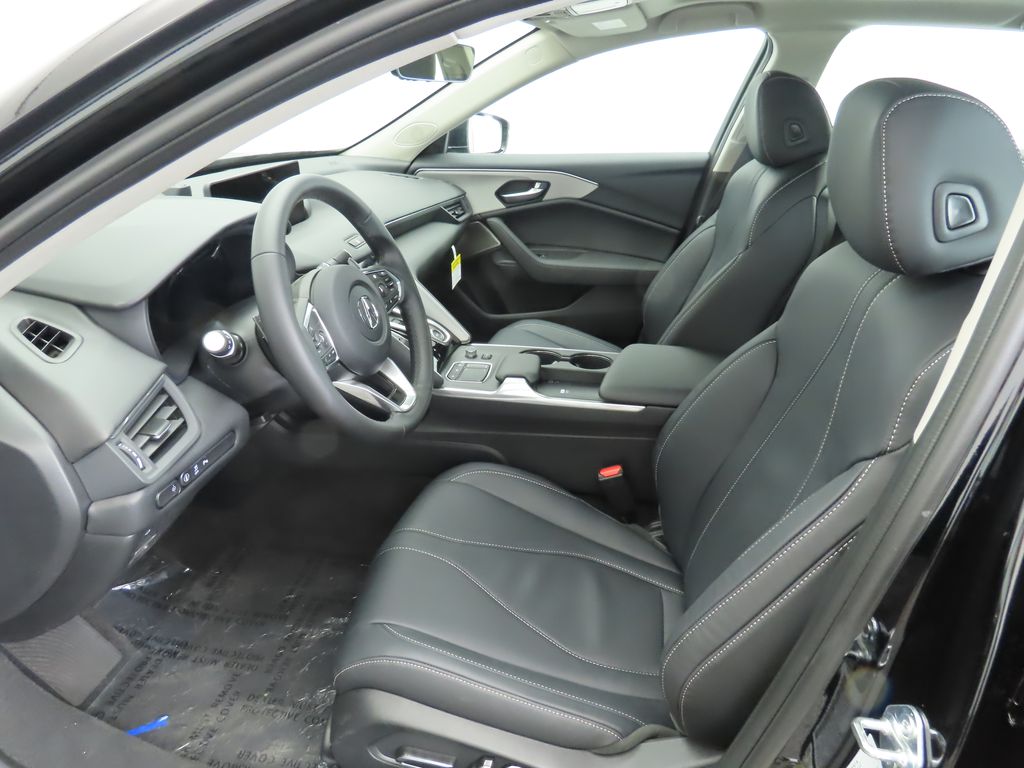 Thumbnail: 2025 Acura TLX - 22