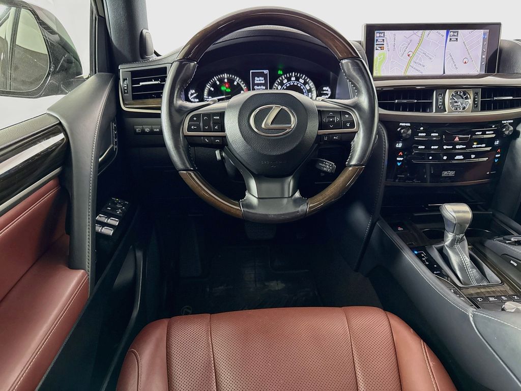Thumbnail: 2021 Lexus LX - 24