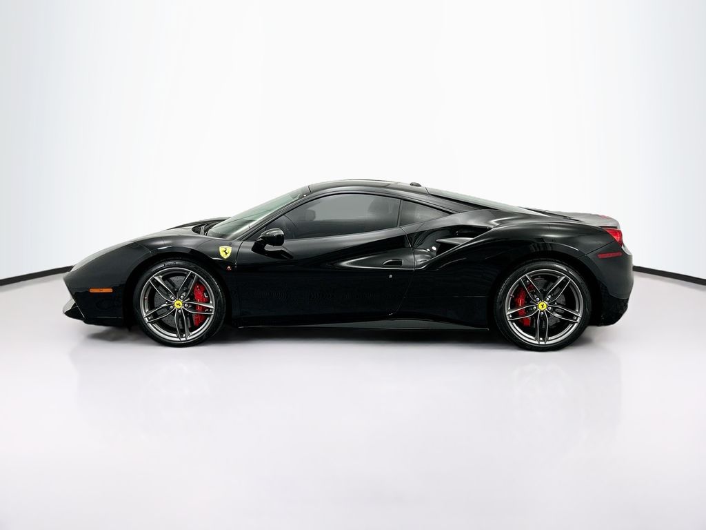 Thumbnail: 2018 Ferrari 488 - 8