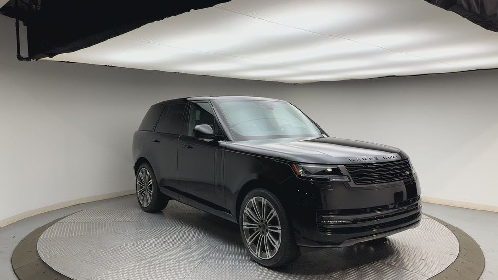 Thumbnail: 2026 Land Rover Range Rover - 8