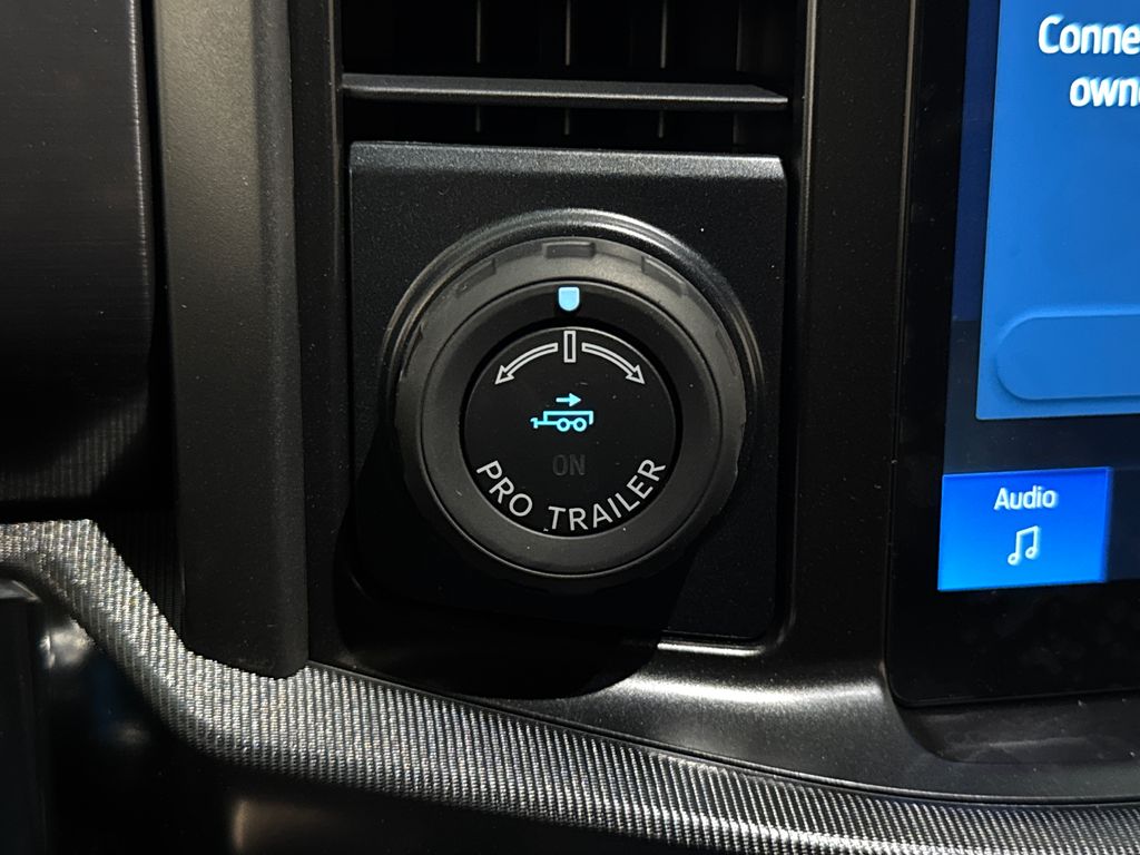 New 2026 Gray Ford Lariat image 32