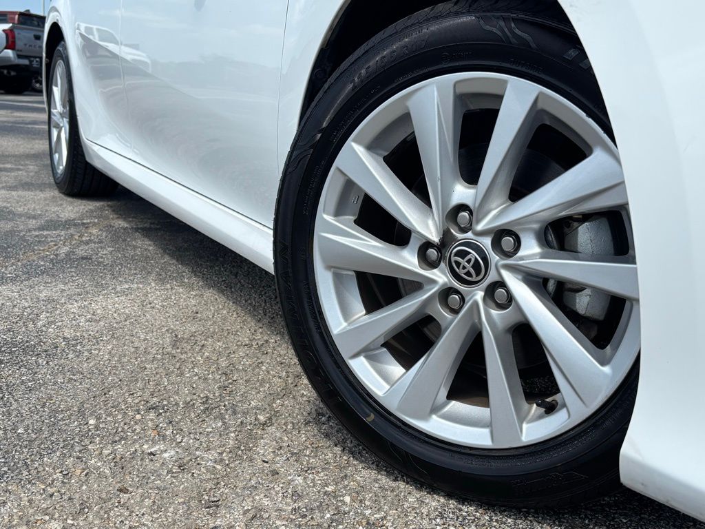2023 Toyota Camry LE photo