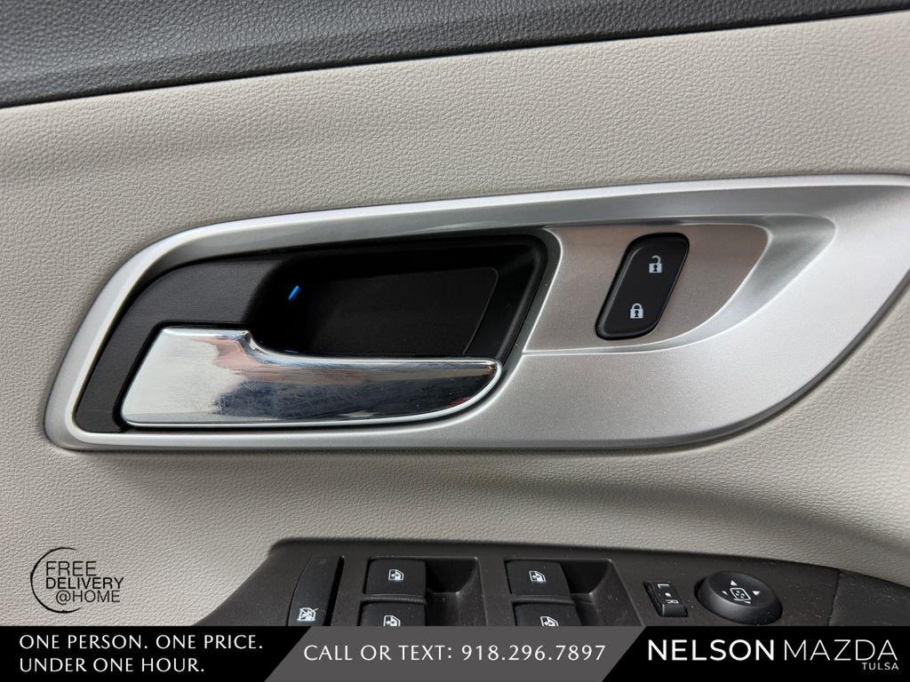 Used 2015 Red Chevrolet LTZ image 19