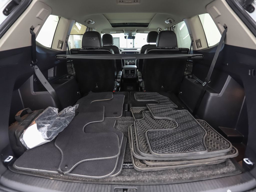 2022 Volkswagen Atlas SEL 23