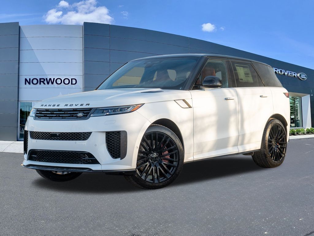2026 Land Rover Range Rover Sport P635 SV AWD