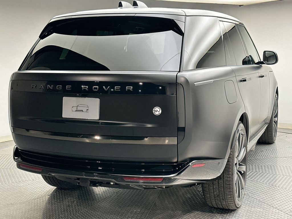 Thumbnail: 2026 Land Rover Range Rover - 3