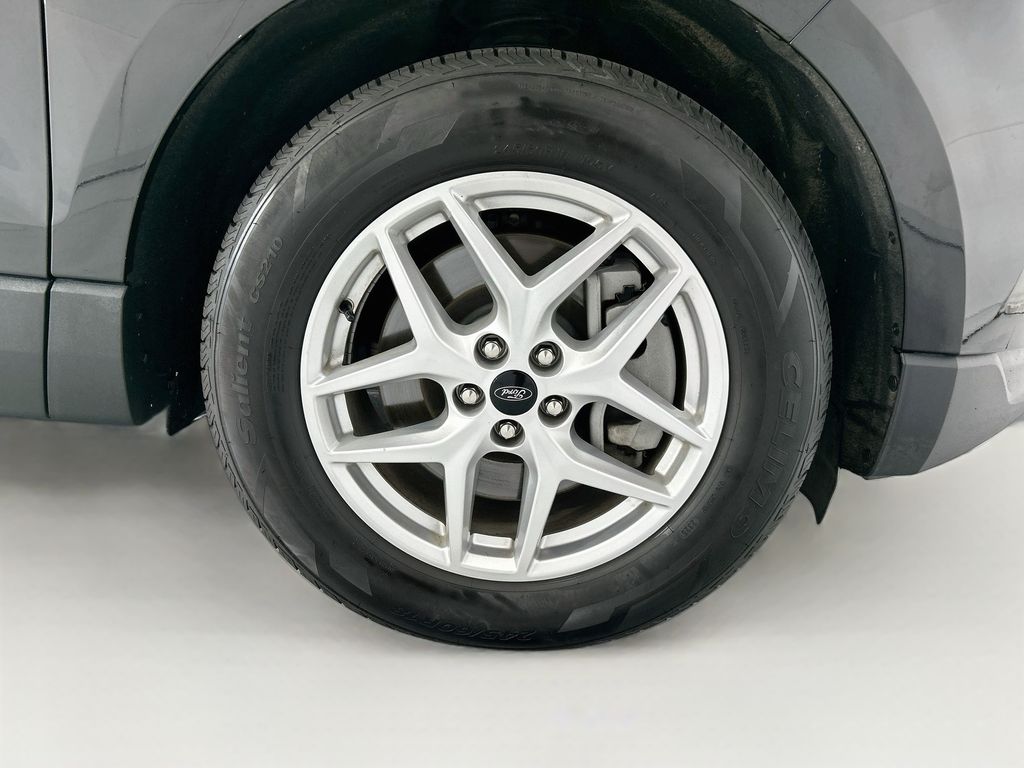 Thumbnail: 2024 Ford Edge - 30