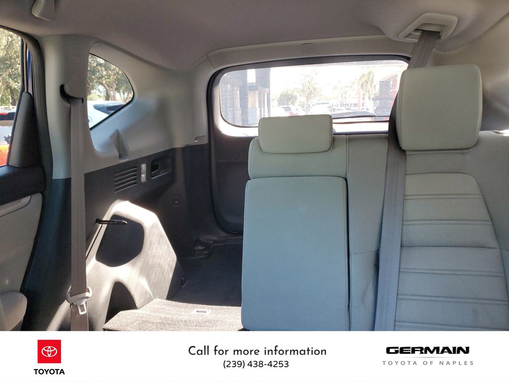 2017 Honda CR-V LX photo 26