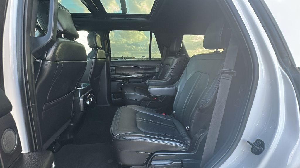 2018 Ford Expedition Limited White at Community Toyota