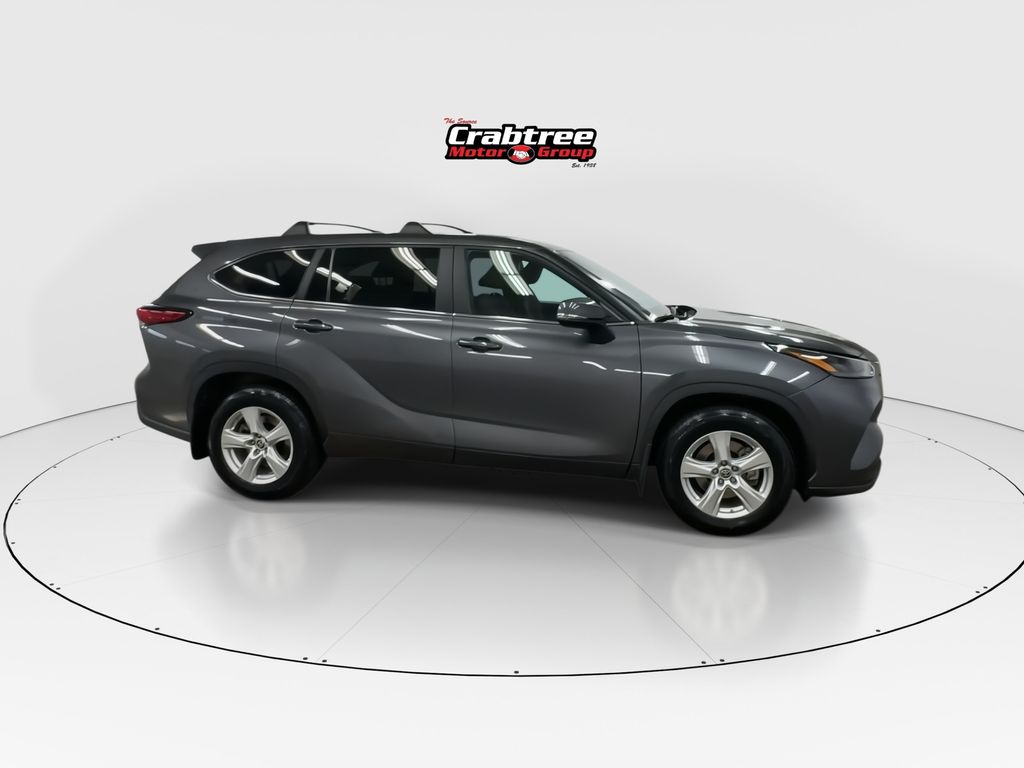 Used 2023 Toyota Highlander SUV