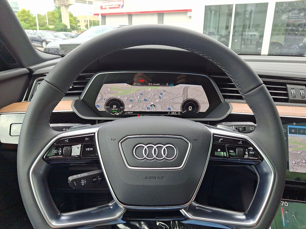 Thumbnail: 2024 Audi Q8 e-tron - 20