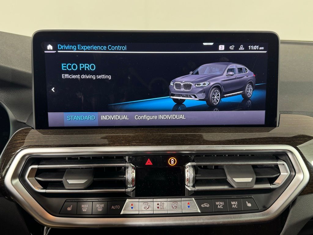 Thumbnail: 2025 BMW X4 - 23