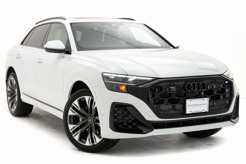 2025 Audi Q8 quattro Premium Plus 55 TFSI