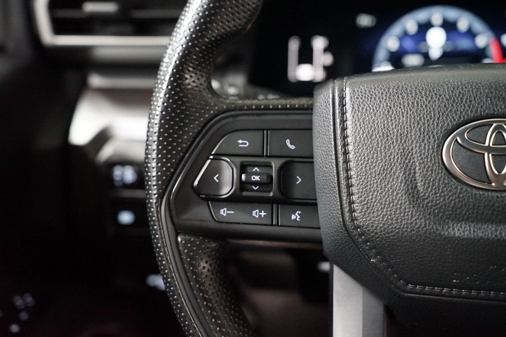 Thumbnail: 2024 Toyota Tacoma - 15