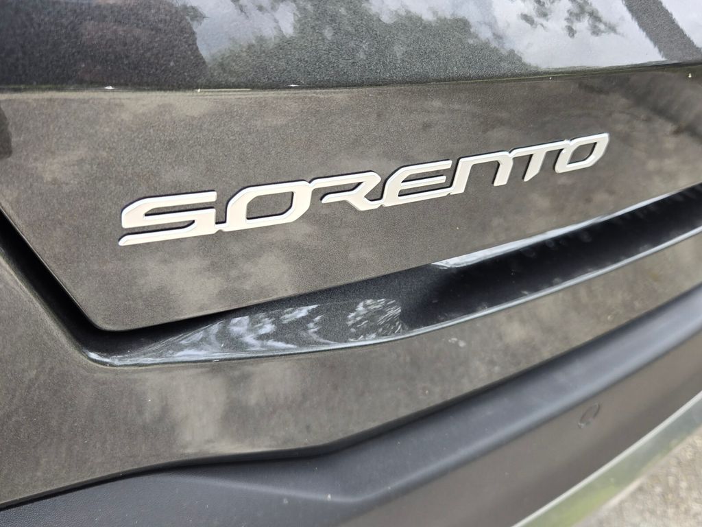 2026 Kia Sorento - $37,620