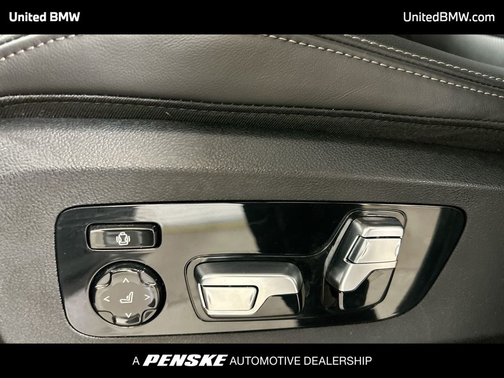 2024 BMW X7 xDrive40i 12