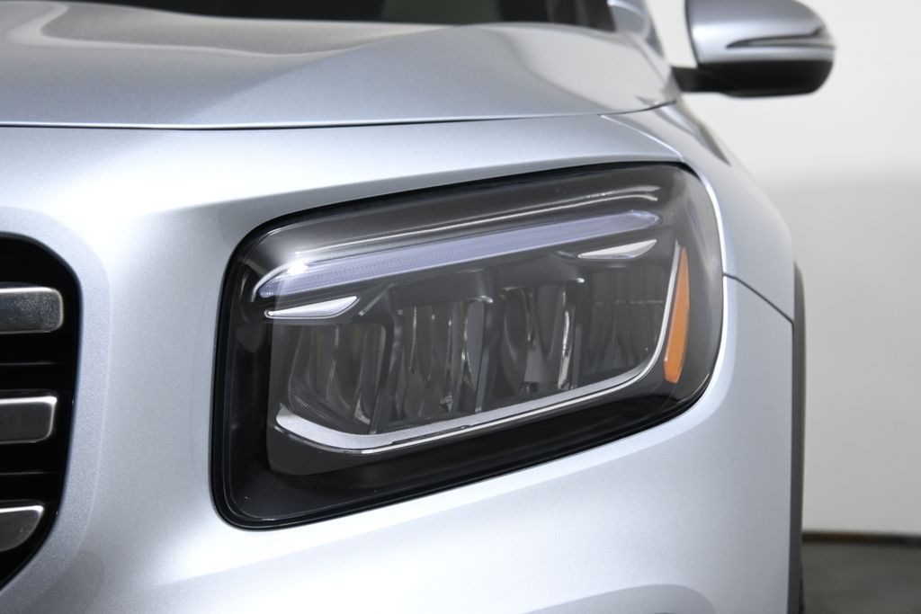 Thumbnail: 2026 Mercedes-Benz GLB - 10